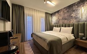 Iris Han Hotel